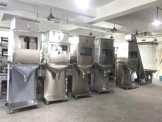 700*1200*2800мм Линейная взвешивающая автоматическая зерноупаковочная машина с пластиковым материалом