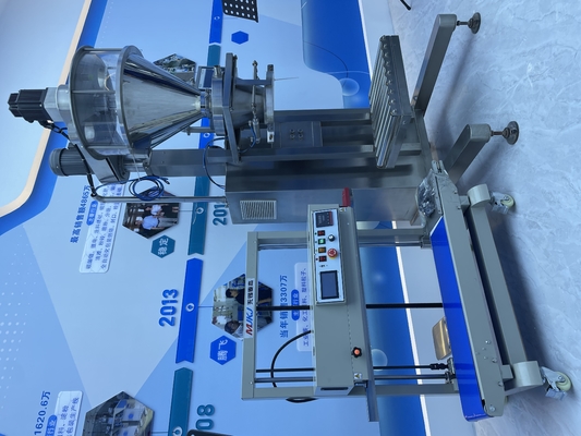 220V Semi-Auto Flour Powder Auger Filler for Premade Liner Plastic Bag Sealing Machine (Семь автоматических мукомольных пудровых наполнителей для предварительно изготовленной пластиковой упаковки)